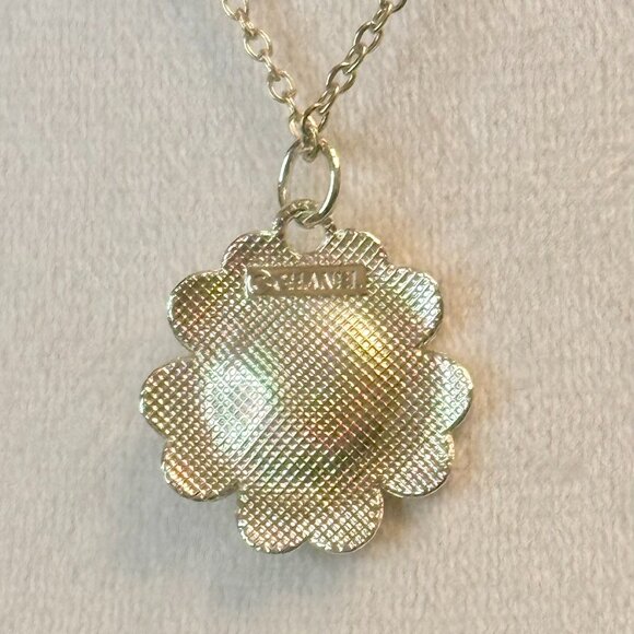 Upcycled CC Camellia Black Enamel & Pearl Pendant Necklace 18" w/ Gift Box - Picture 5 of 8